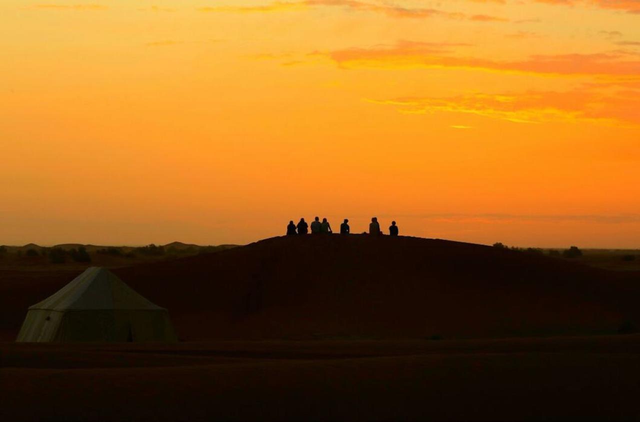 Отель Luxury Camp By Dar Azawad Мхамид Экстерьер фото